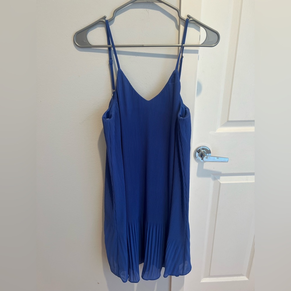 She + Sky Royal Blue pleated shift dress, size small